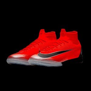 Indoor shoes size 7.5